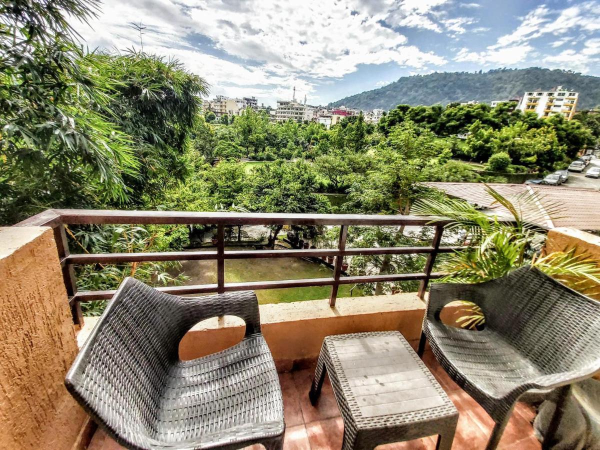Aloha Serenity Apartments Rishikesh Bagian luar foto