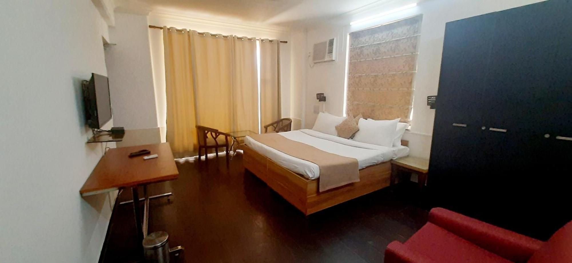 Aloha Serenity Apartments Rishikesh Bagian luar foto