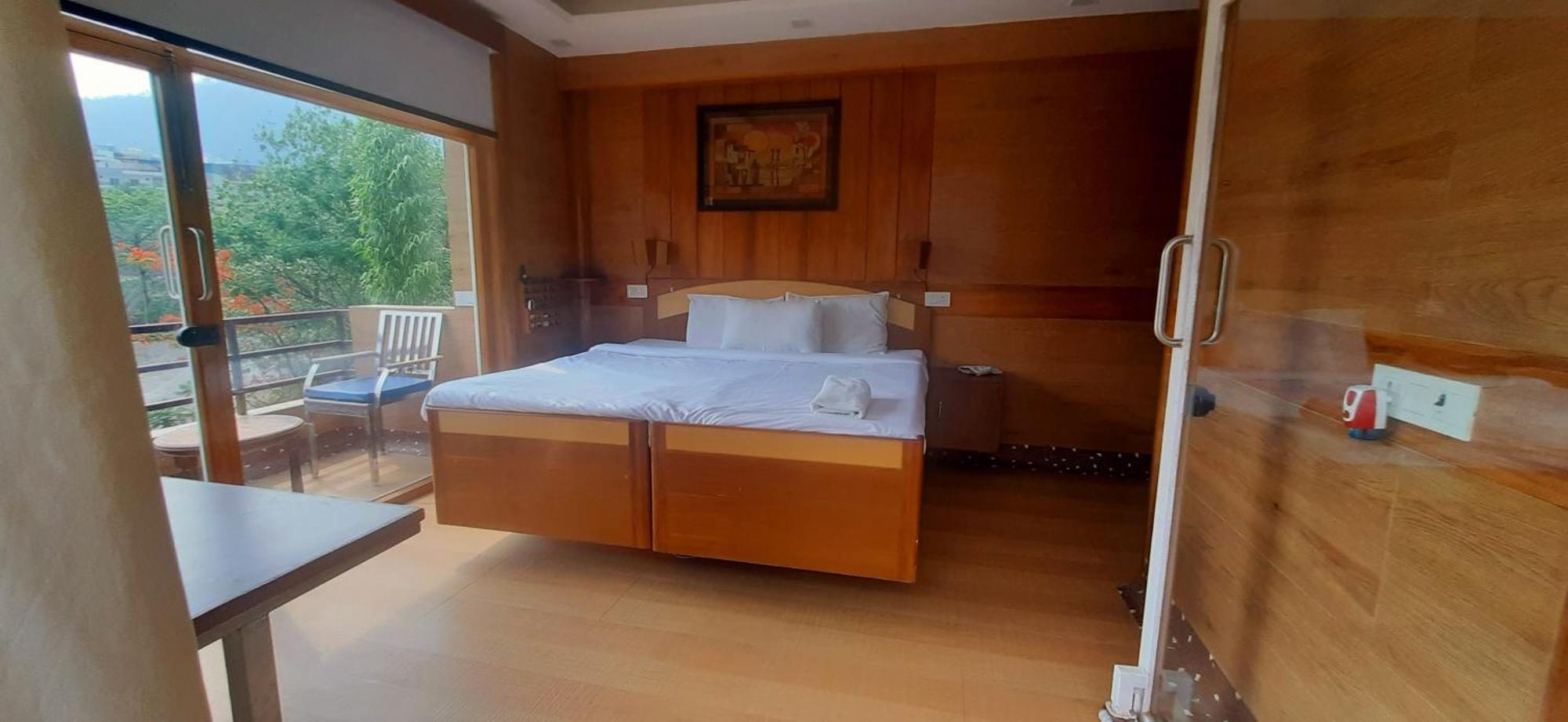 Aloha Serenity Apartments Rishikesh Ruang foto