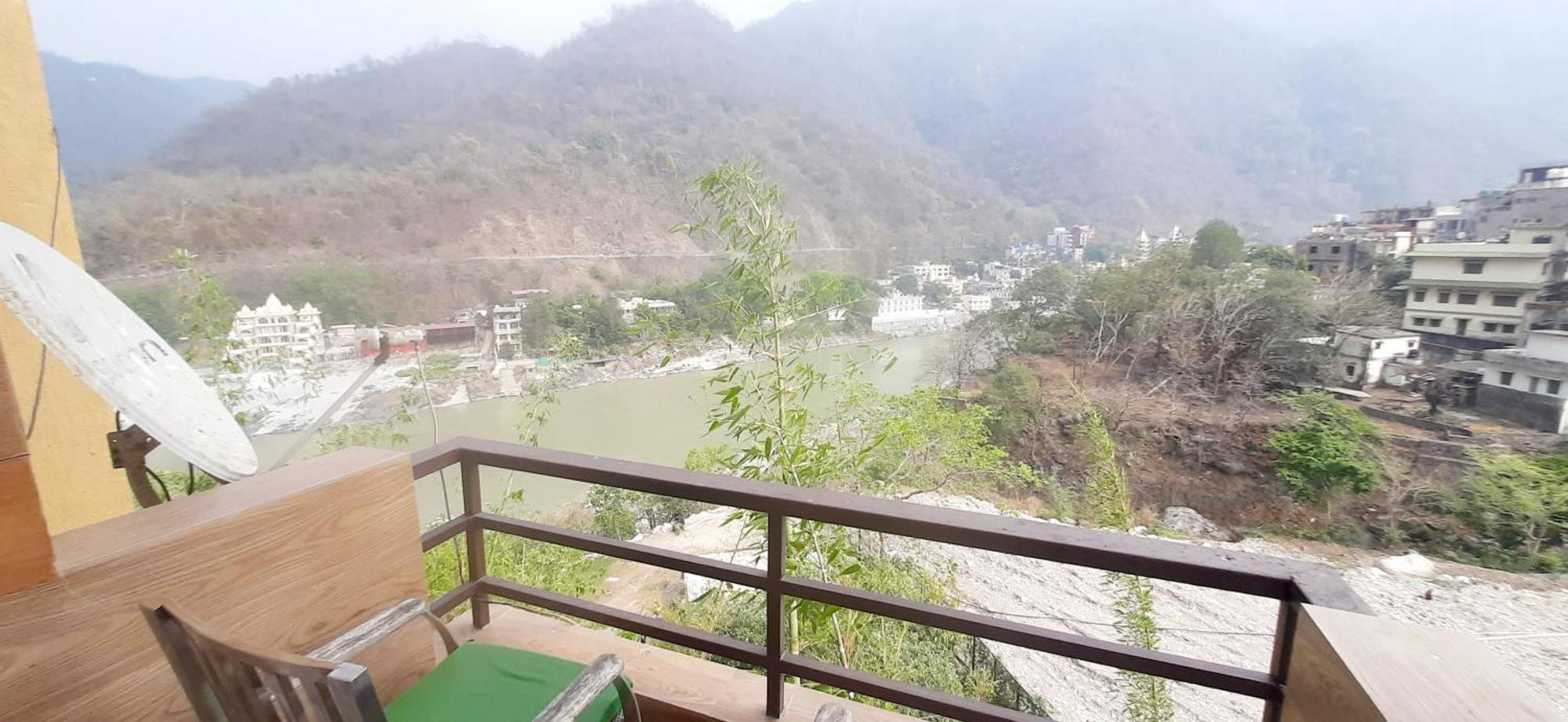 Aloha Serenity Apartments Rishikesh Ruang foto